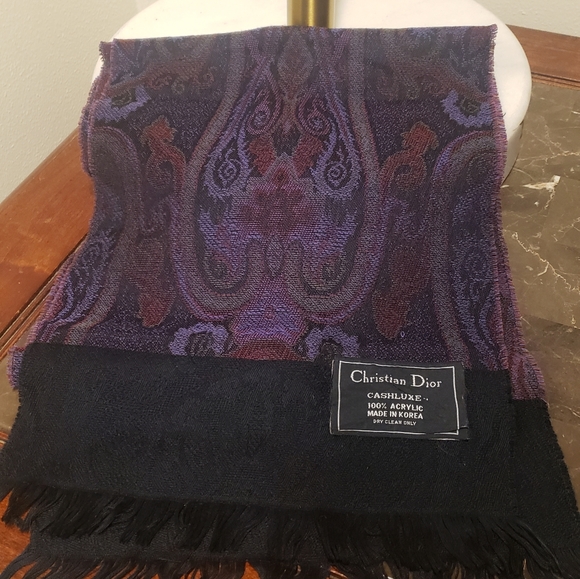 Christian dior scarf - Picture 2 of 3